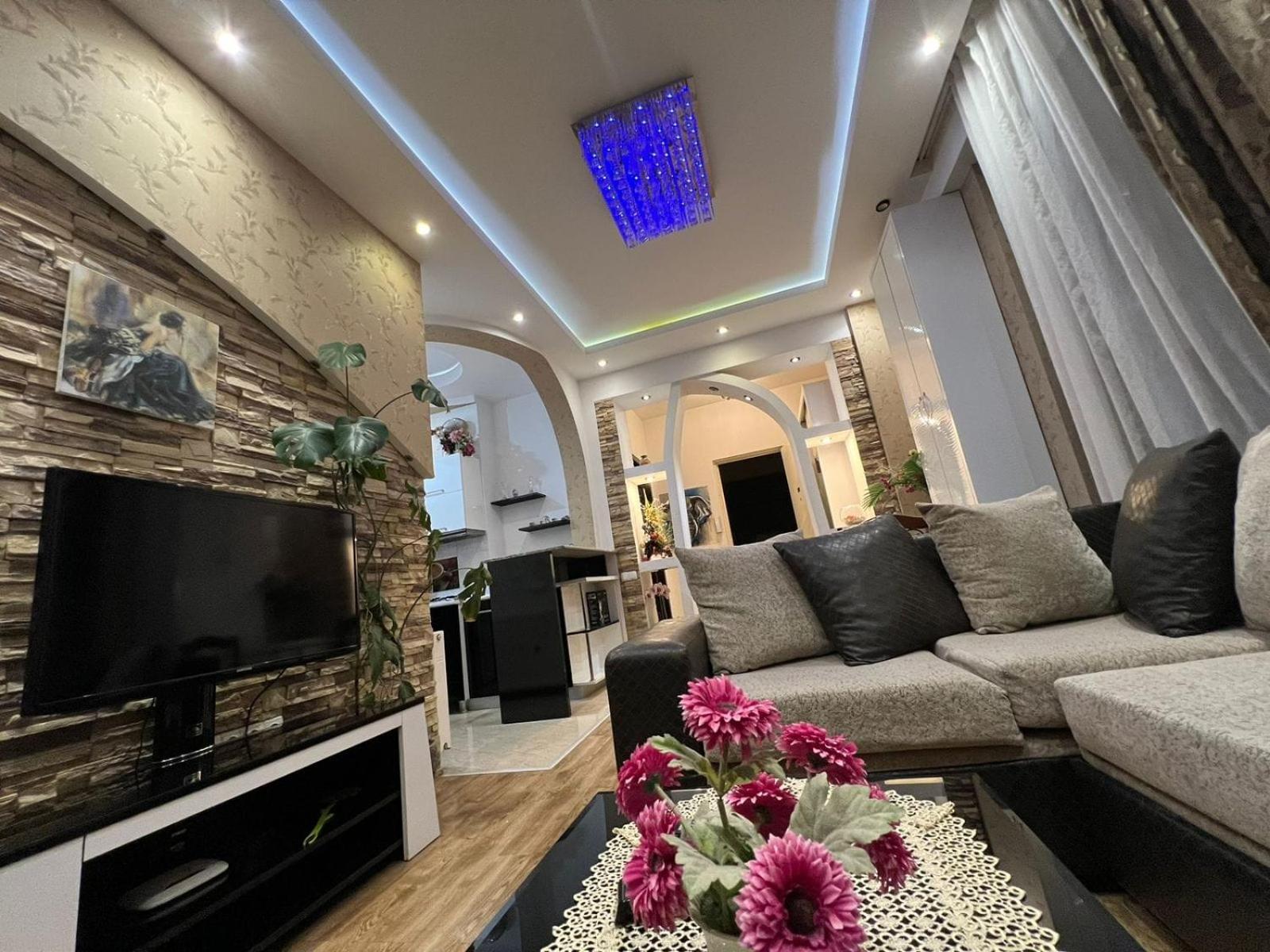 Cozy Apartment In The City Center Mtatsminda Tbilisi Luaran gambar
