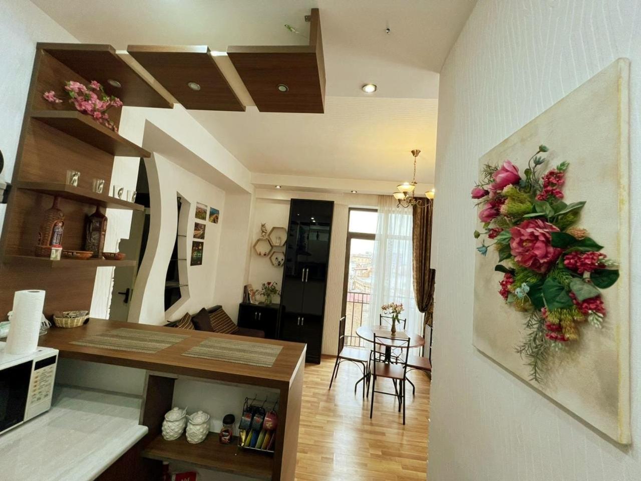 Cozy Apartment In The City Center Mtatsminda Tbilisi Luaran gambar