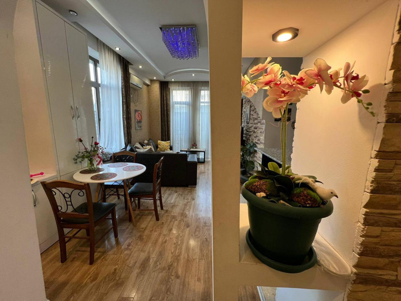 Cozy Apartment In The City Center Mtatsminda Tbilisi Luaran gambar